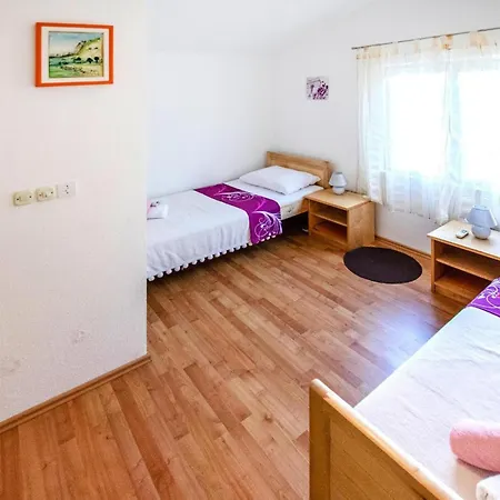 In Seline Near The Sea With Seaview Apartman