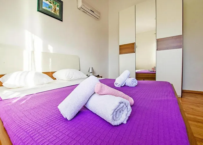 In Seline Near The Sea With Seaview Apartment
