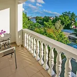 In Seline Near The Sea With Seaview 斯塔利格拉德-帕克利尼卡