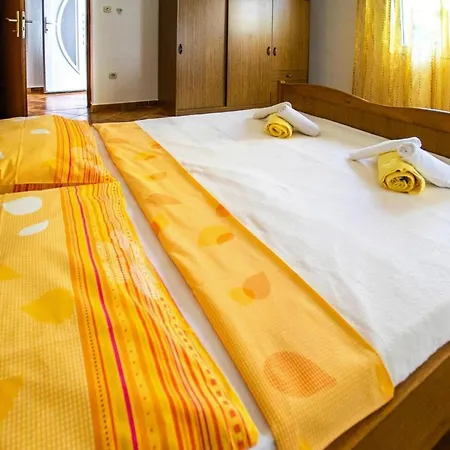 Apartment In Seline Near The Sea With Seaview
